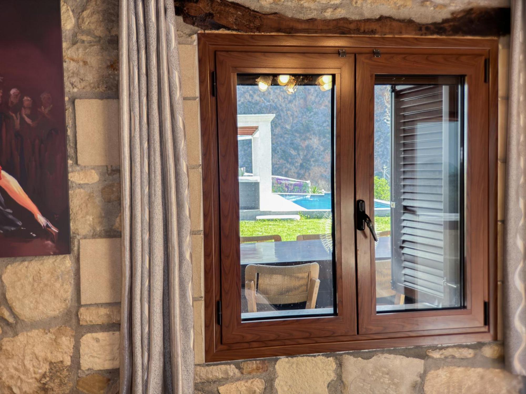 Heated Private Ozone Salt Pool, Jacuzzi, Cinema Inside & Outside, Ping Pong, Billiard, Ps5, Playground, Giant Chess, Giant Monopoly, Table Football, 3X Surround Sound - Villa Rokka Luxe Kíssamos Екстериор снимка