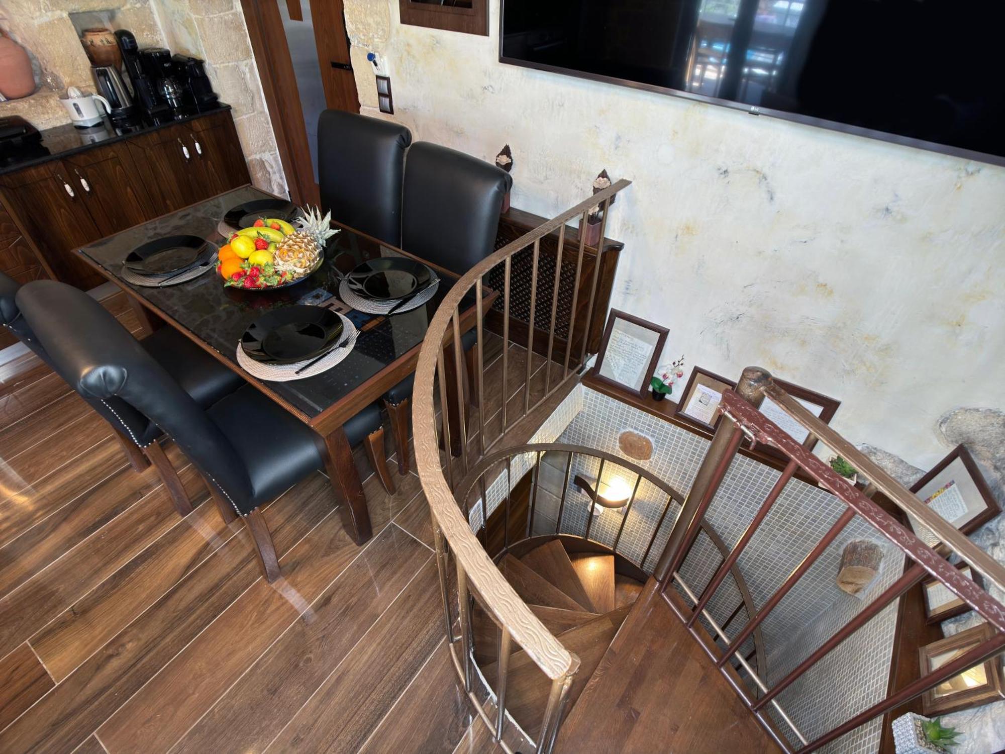 Heated Private Ozone Salt Pool, Jacuzzi, Cinema Inside & Outside, Ping Pong, Billiard, Ps5, Playground, Giant Chess, Giant Monopoly, Table Football, 3X Surround Sound - Villa Rokka Luxe Kíssamos Екстериор снимка