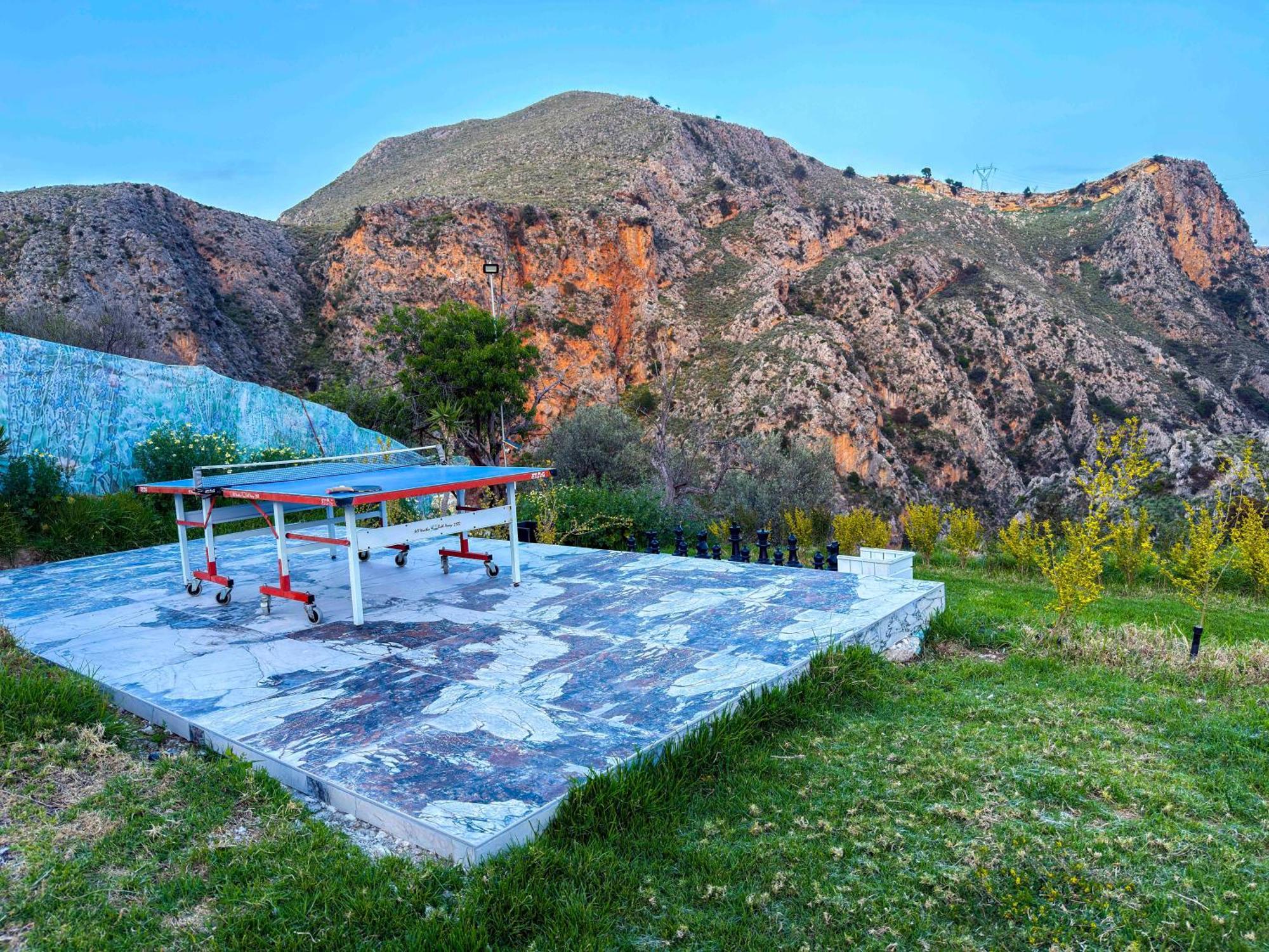 Heated Private Ozone Salt Pool, Jacuzzi, Cinema Inside & Outside, Ping Pong, Billiard, Ps5, Playground, Giant Chess, Giant Monopoly, Table Football, 3X Surround Sound - Villa Rokka Luxe Kíssamos Екстериор снимка
