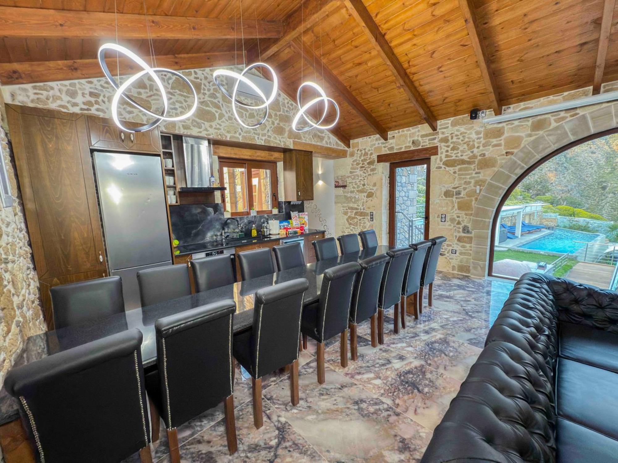 Heated Private Ozone Salt Pool, Jacuzzi, Cinema Inside & Outside, Ping Pong, Billiard, Ps5, Playground, Giant Chess, Giant Monopoly, Table Football, 3X Surround Sound - Villa Rokka Luxe Kíssamos Екстериор снимка