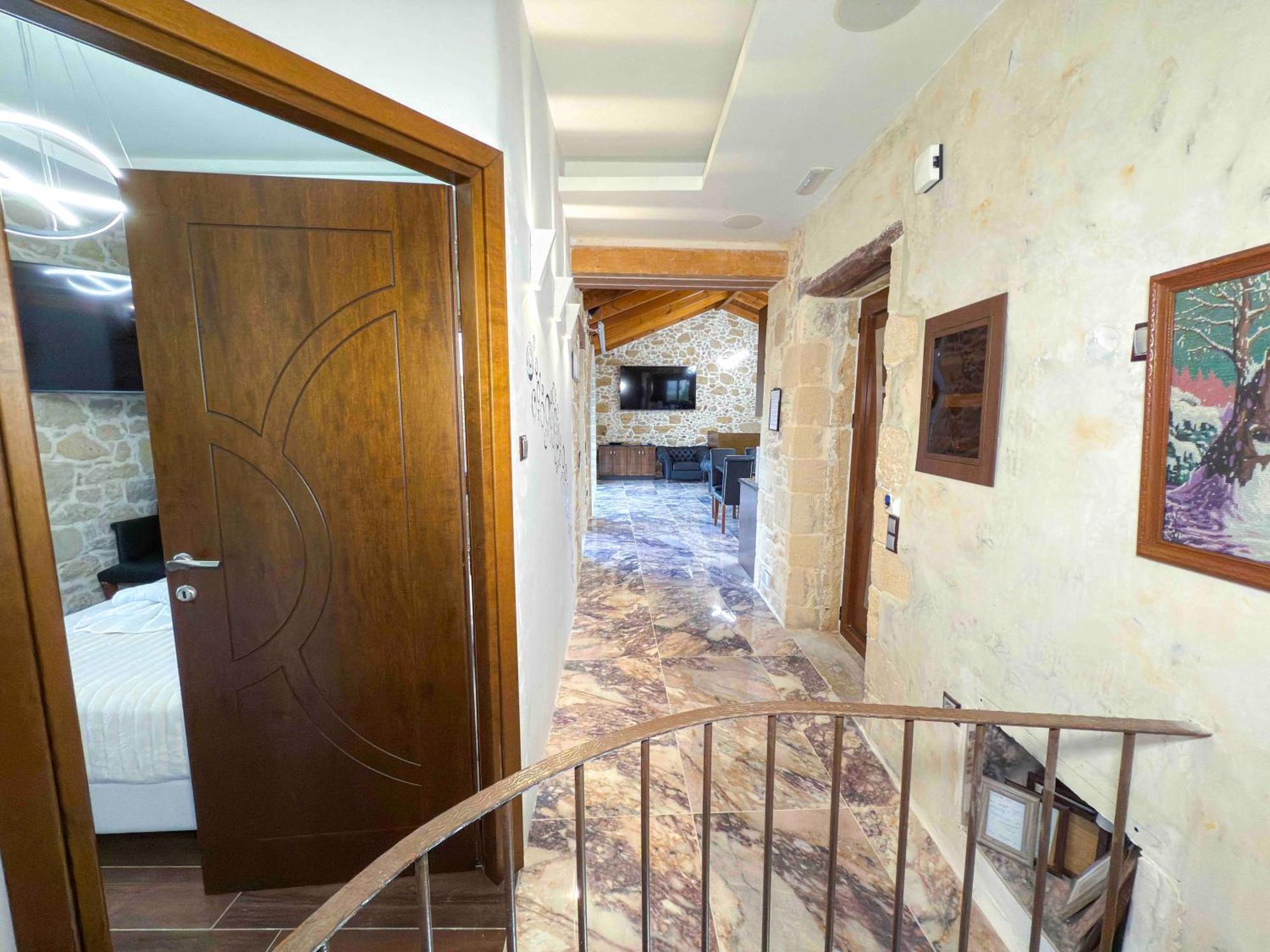 Heated Private Ozone Salt Pool, Jacuzzi, Cinema Inside & Outside, Ping Pong, Billiard, Ps5, Playground, Giant Chess, Giant Monopoly, Table Football, 3X Surround Sound - Villa Rokka Luxe Kíssamos Екстериор снимка
